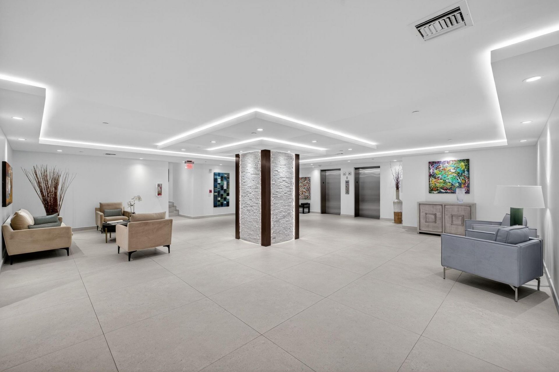 777 Bayshore Drive, Unit 701, Fort Lauderdale, FL 33304 Photo