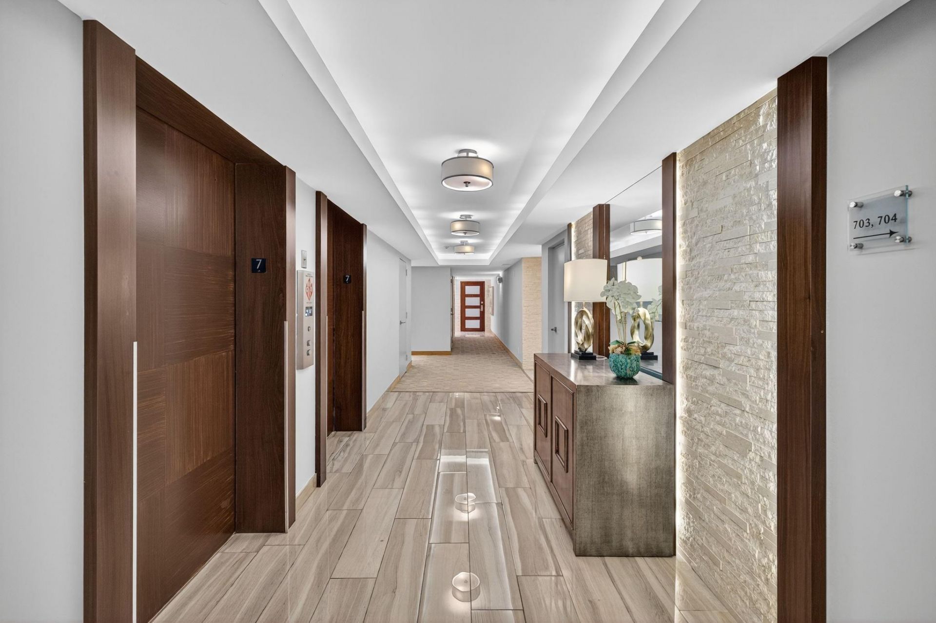 777 Bayshore Drive, Unit 701, Fort Lauderdale, FL 33304 Photo