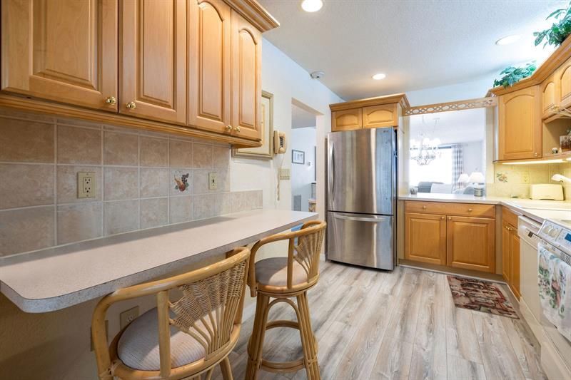 3100 NE 48th Street, Unit 609, Fort Lauderdale, FL 33308 Photo