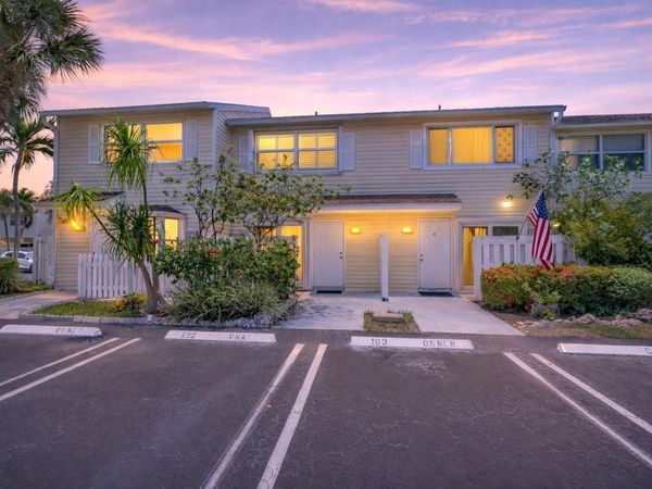 2623 NE 15th Street, Unit 2623, Pompano Beach, FL 33062