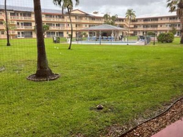 5300 Washington, Unit B130, Hollywood, FL 33021