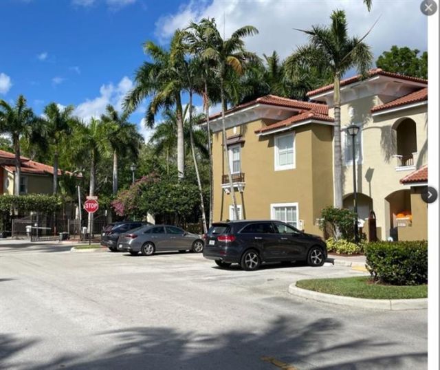 3389 Merrick Court, Unit 3389, Pompano Beach, FL 33063 Photo