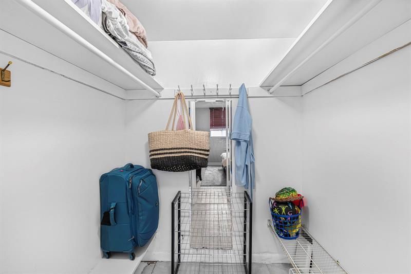 3000 NW 48th Terrace, Unit 423, Lauderdale Lakes, FL 33313 Photo