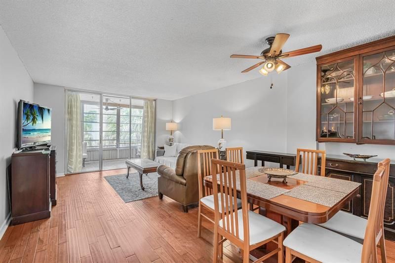 3000 NW 48th Terrace, Unit 423, Lauderdale Lakes, FL 33313 Photo