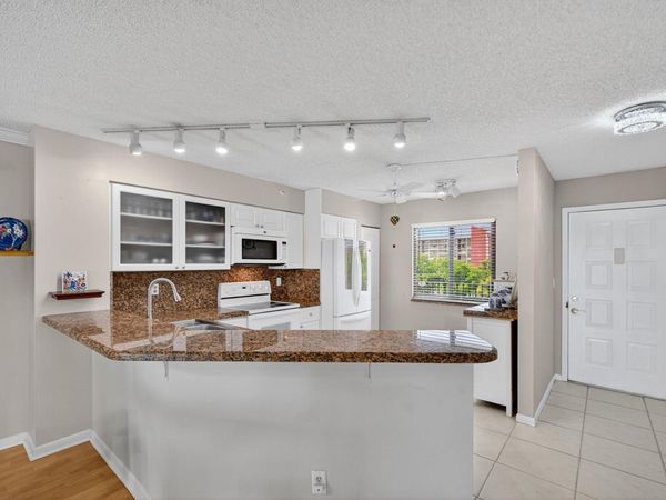 2205 S Cypress Bend Drive, Unit 505, Pompano Beach, FL 33069