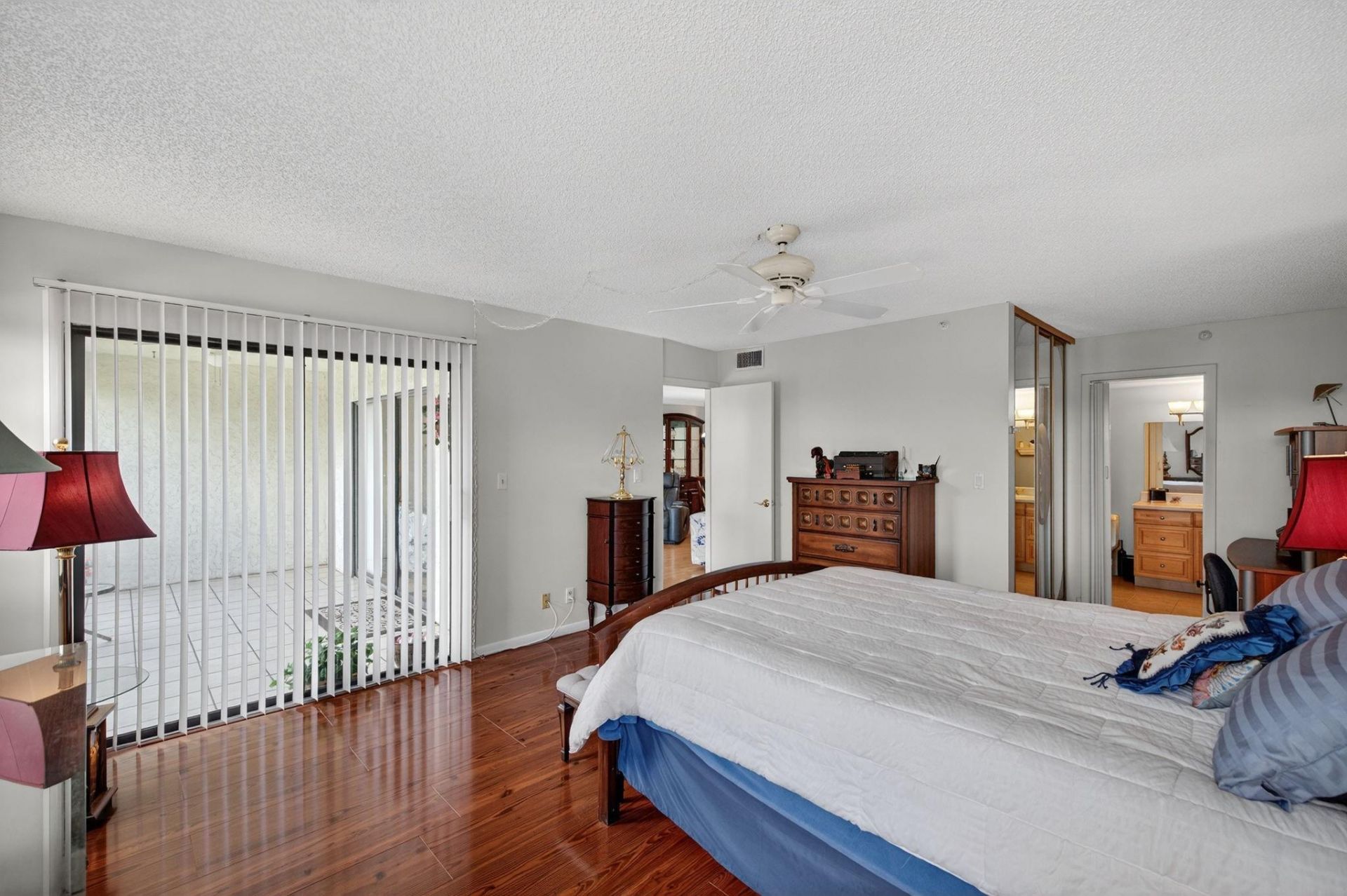 2205 S Cypress Bend Drive, Unit 505, Pompano Beach, FL 33069 Photo