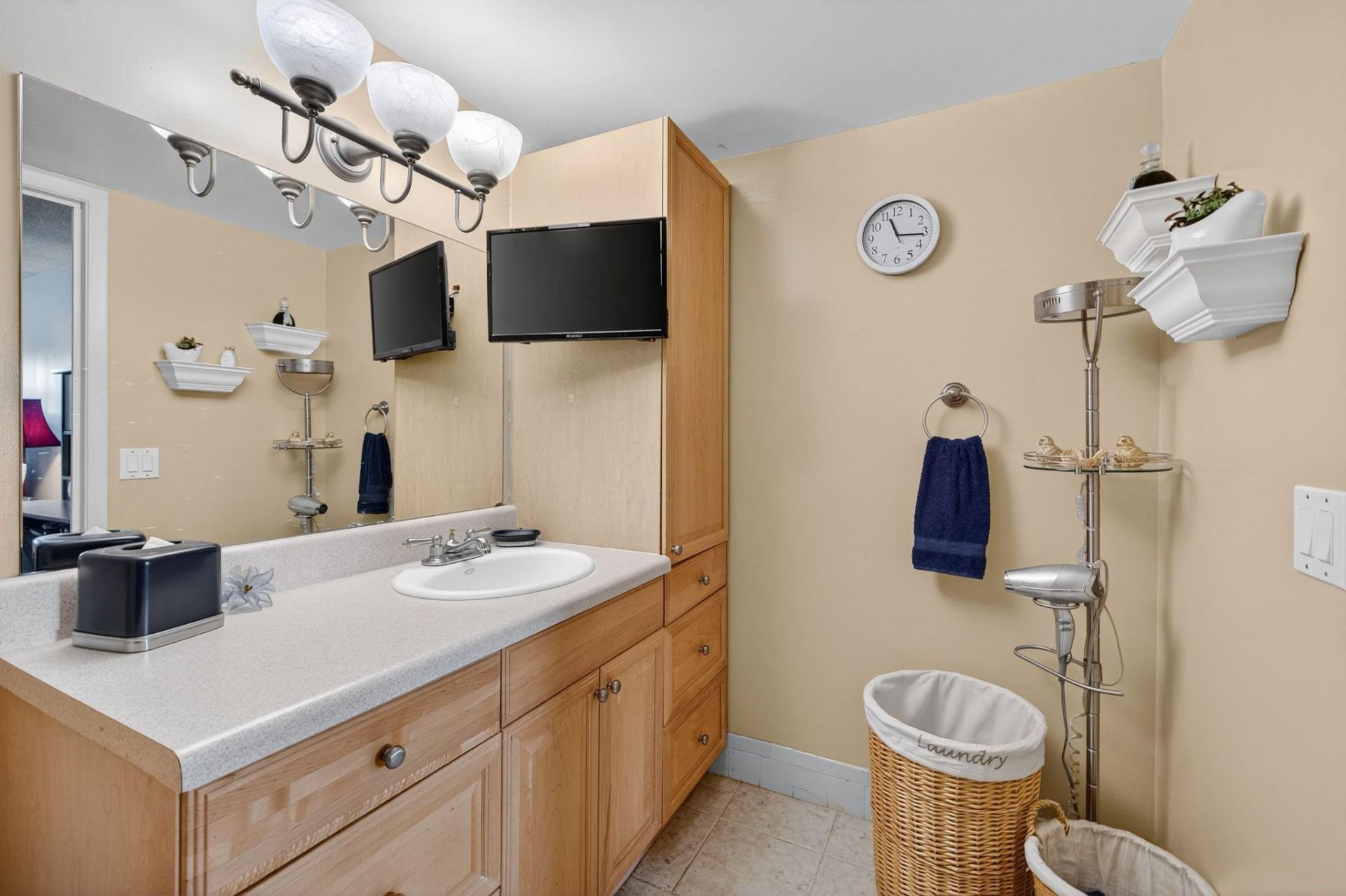 2205 S Cypress Bend Drive, Unit 505, Pompano Beach, FL 33069 Photo