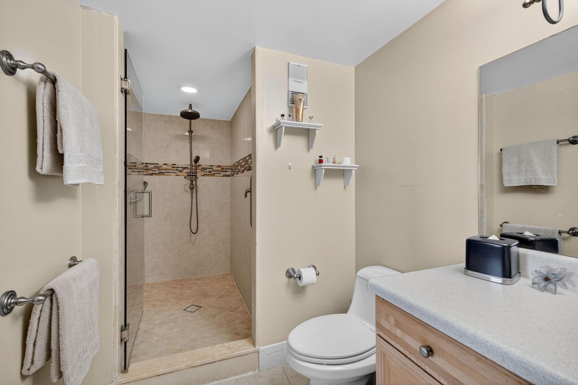 2205 S Cypress Bend Drive, Unit 505, Pompano Beach, FL 33069 Photo