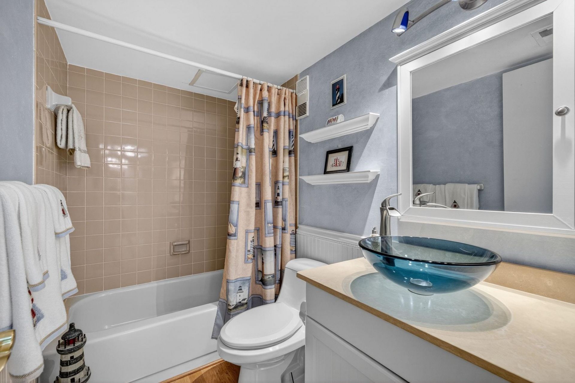 2205 S Cypress Bend Drive, Unit 505, Pompano Beach, FL 33069 Photo