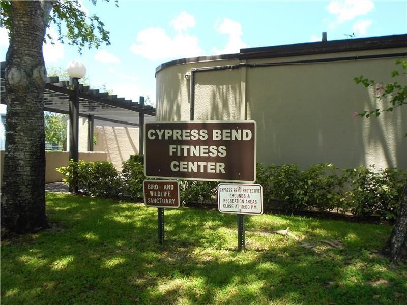 2205 S Cypress Bend Drive, Unit 505, Pompano Beach, FL 33069 Photo