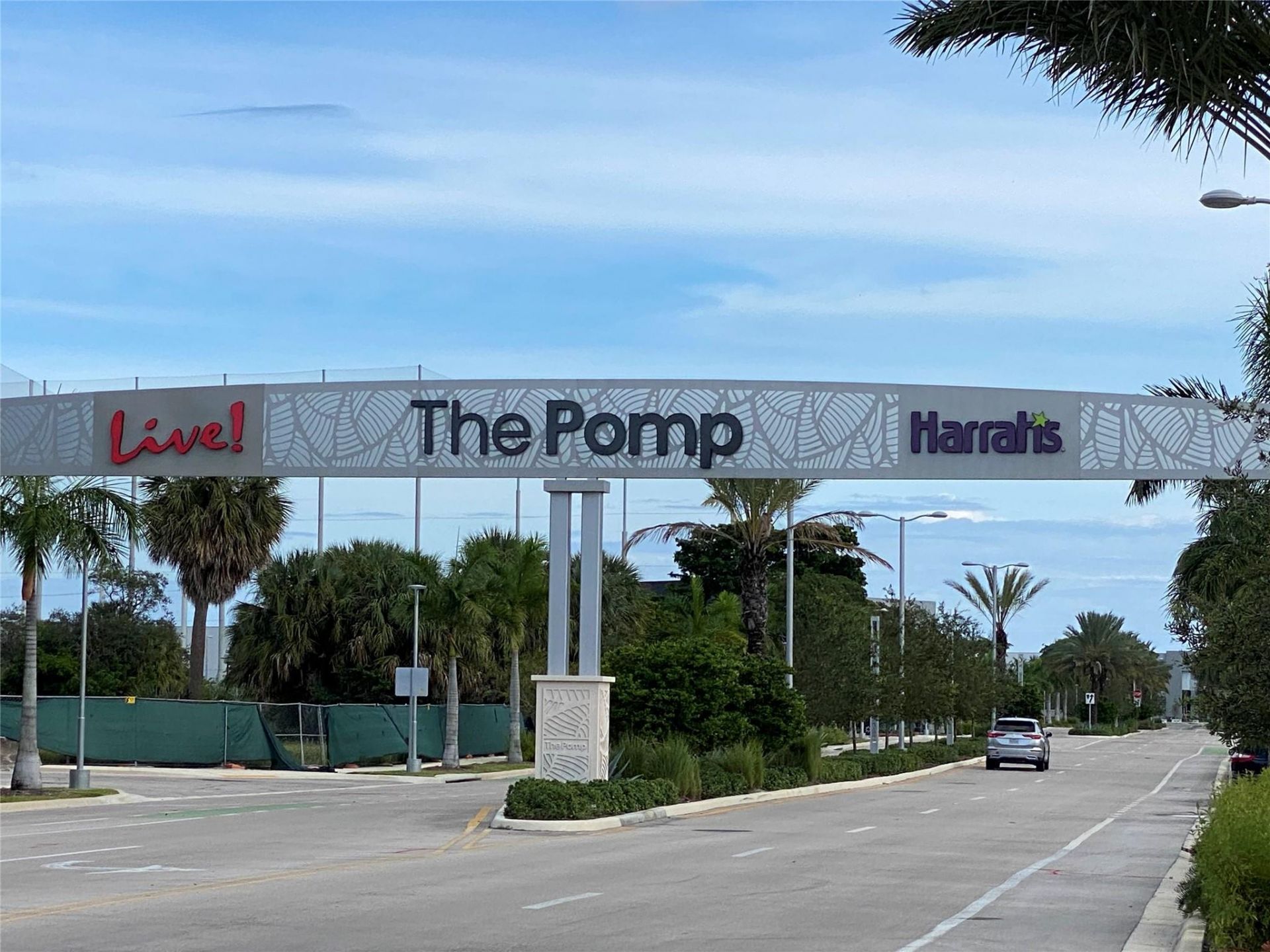 2205 S Cypress Bend Drive, Unit 505, Pompano Beach, FL 33069 Photo