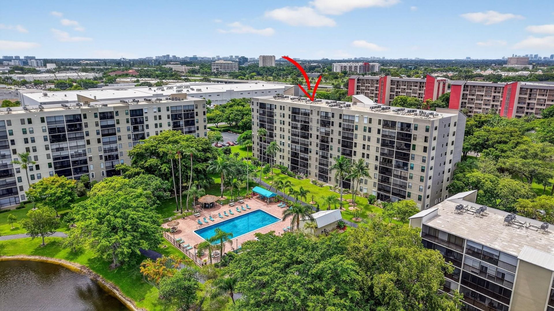 2205 S Cypress Bend Drive, Unit 505, Pompano Beach, FL 33069 Photo