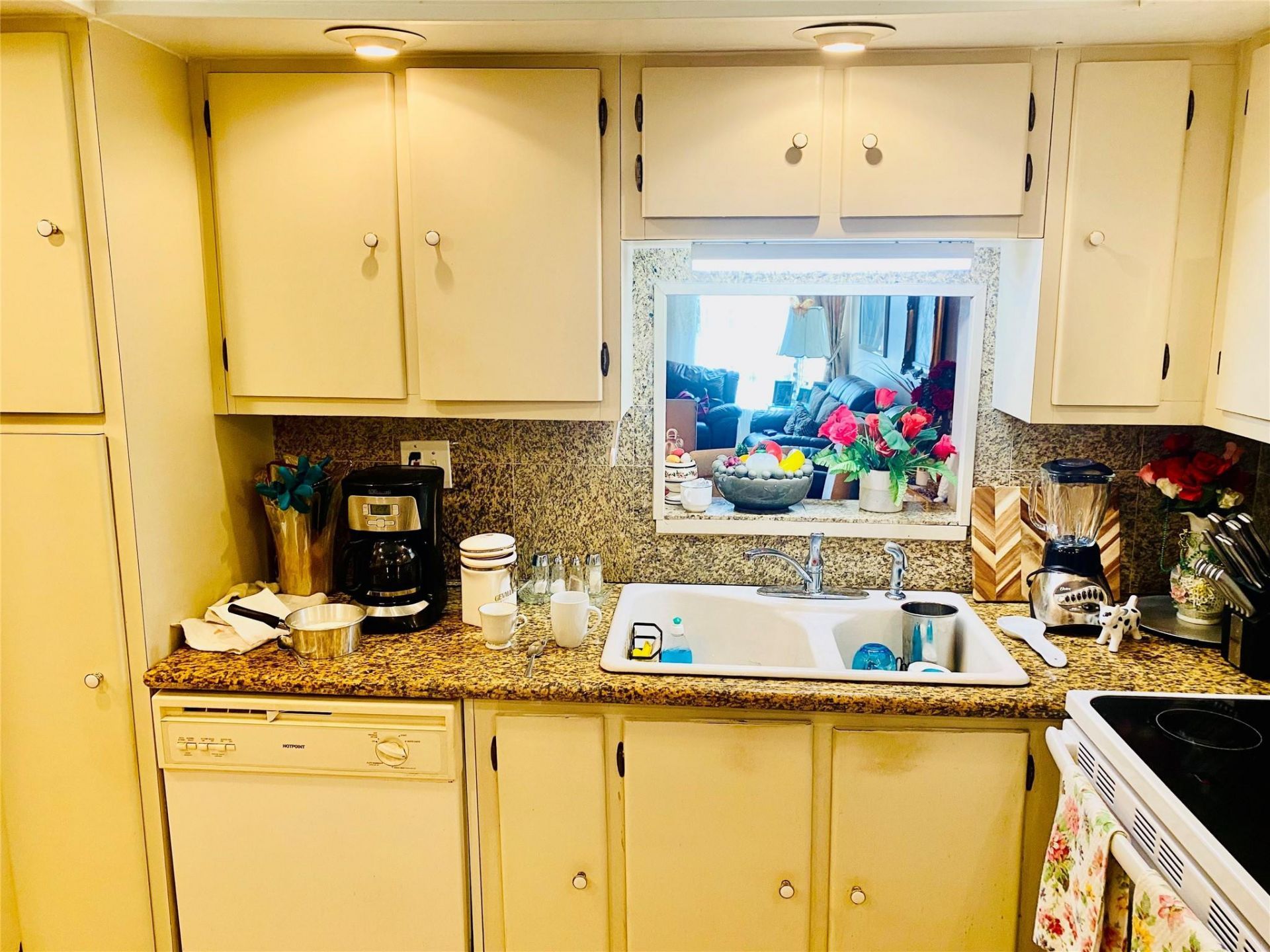 7850 W Mcnab Road, Unit 301, Tamarac, FL 33321 Photo