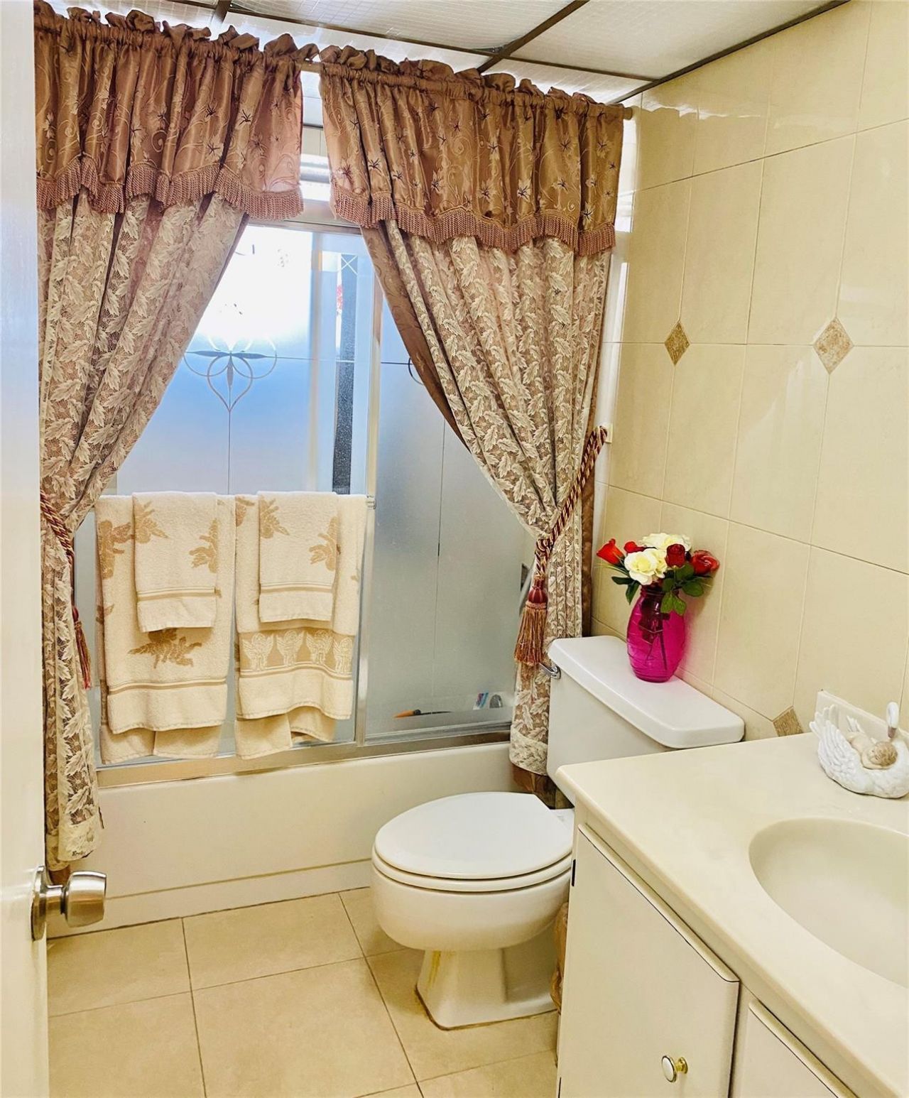 7850 W Mcnab Road, Unit 301, Tamarac, FL 33321 Photo