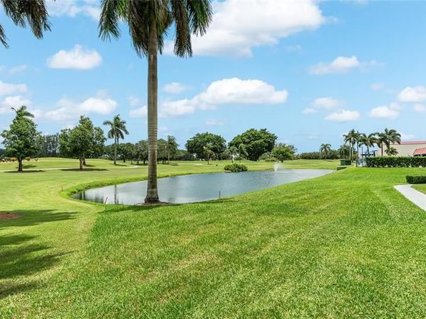 8900 Washington Boulevard, Unit 106A, Pembroke Pines, FL 33025