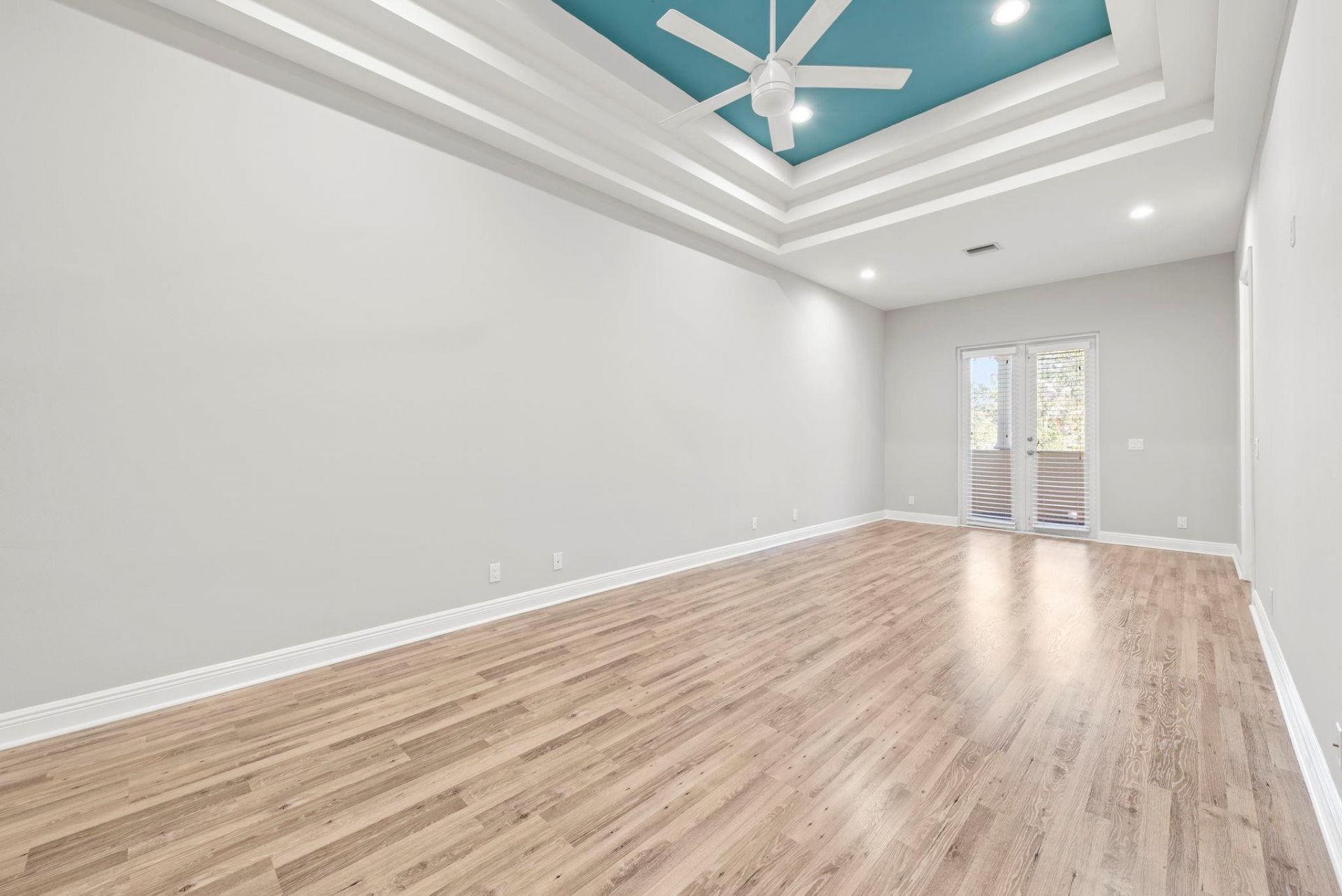 919 NE 17th Way, Fort Lauderdale, FL 33304 Photo