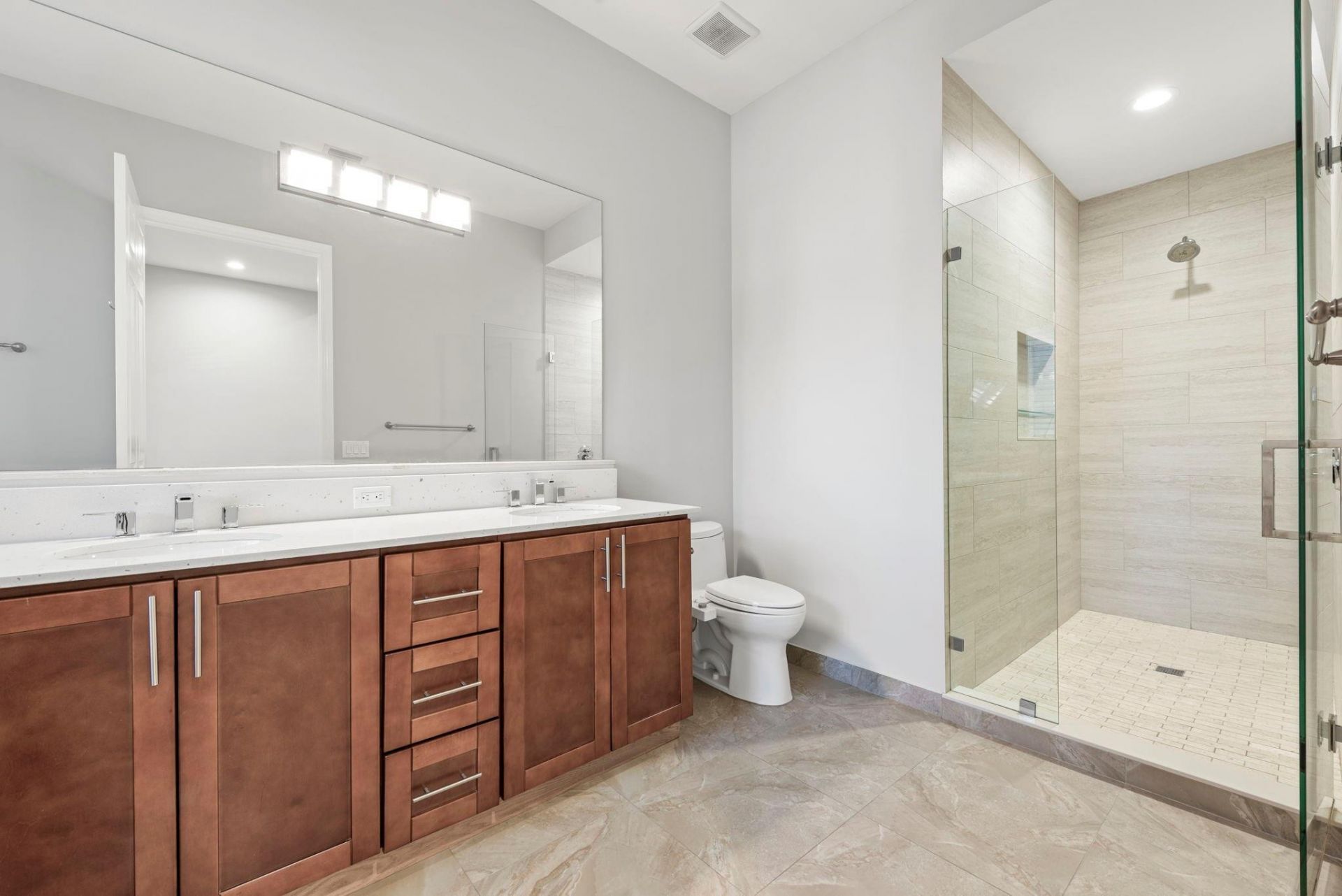 919 NE 17th Way, Fort Lauderdale, FL 33304 Photo