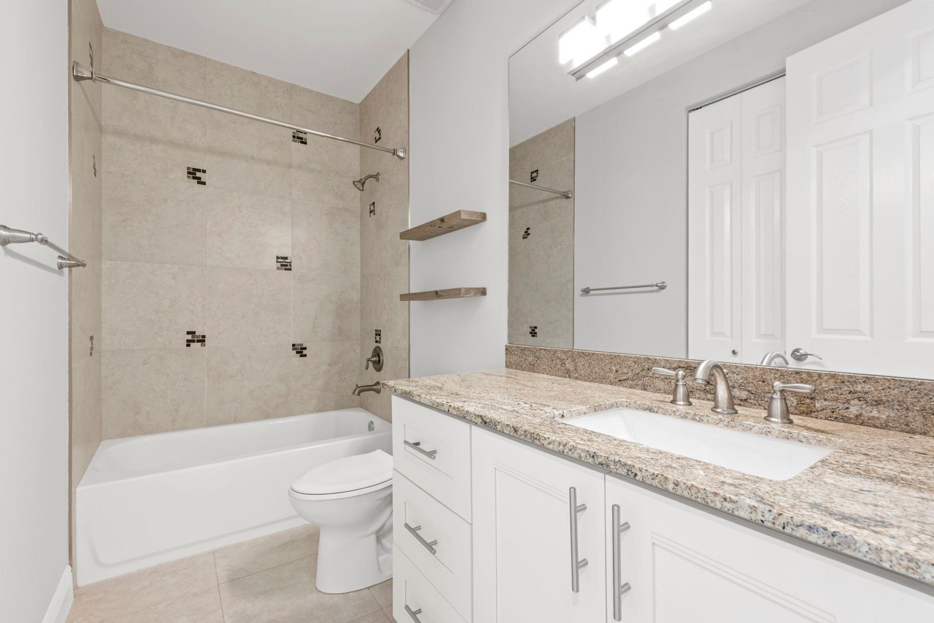 919 NE 17th Way, Fort Lauderdale, FL 33304 Photo