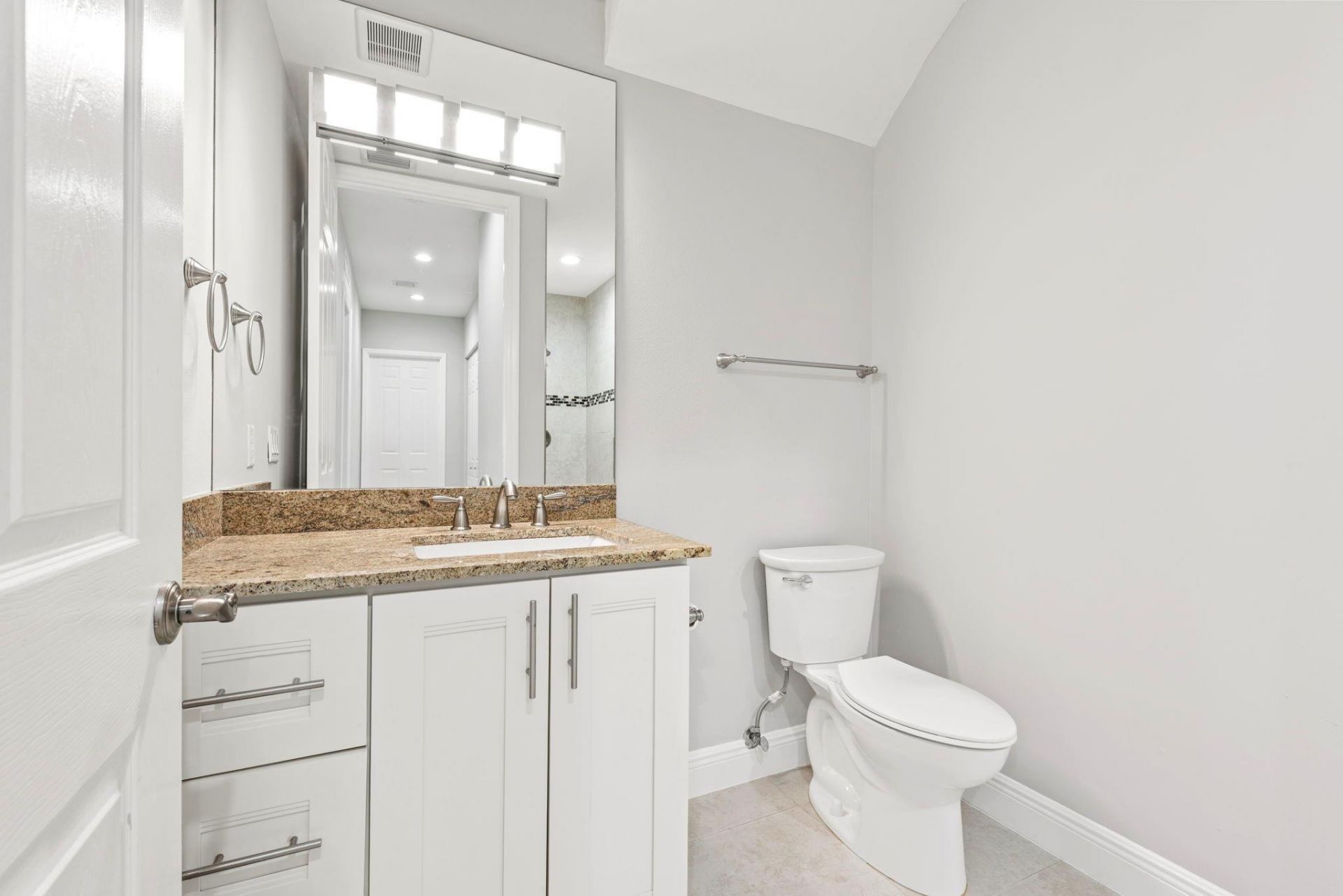 919 NE 17th Way, Fort Lauderdale, FL 33304 Photo