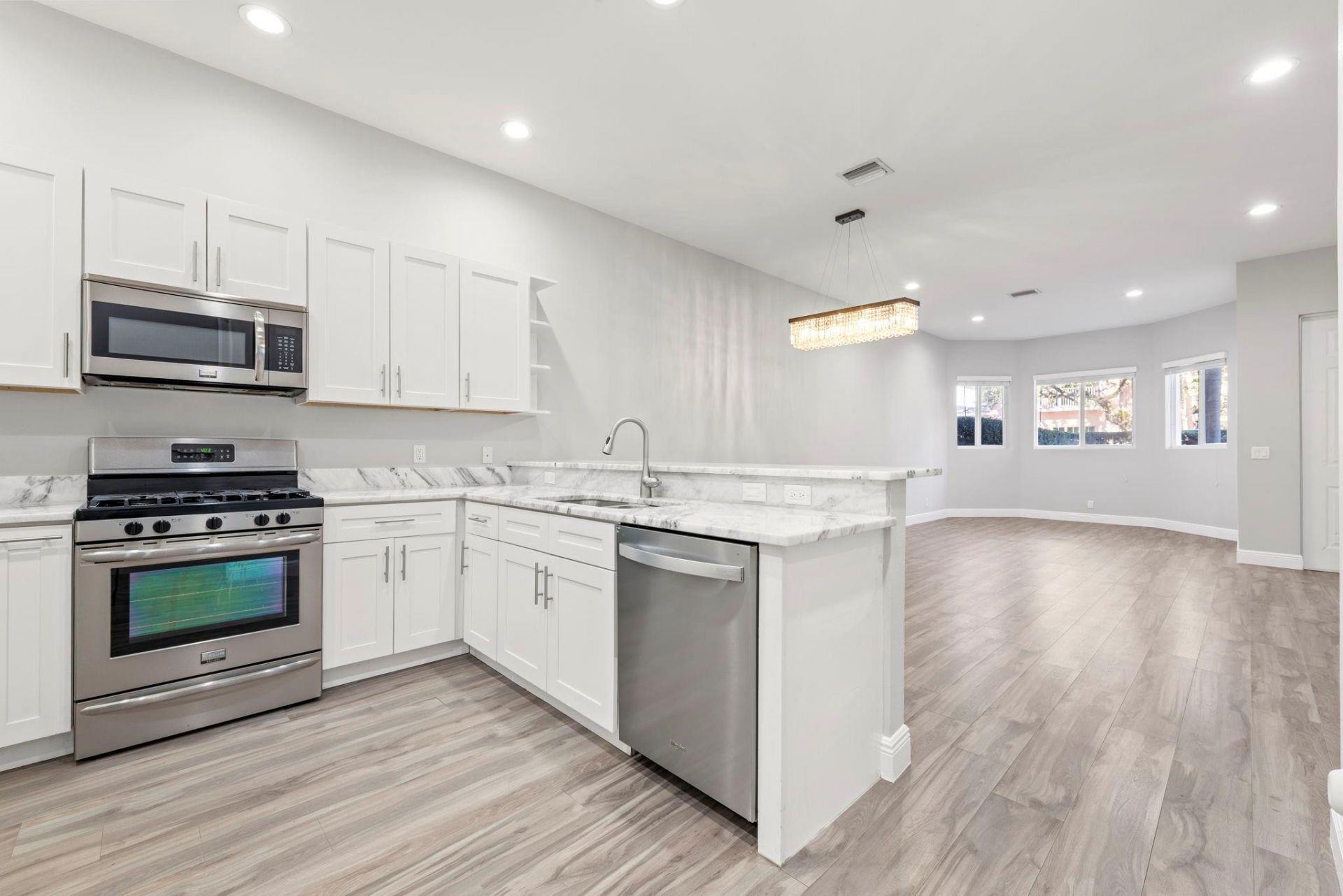 919 NE 17th Way, Fort Lauderdale, FL 33304 Photo