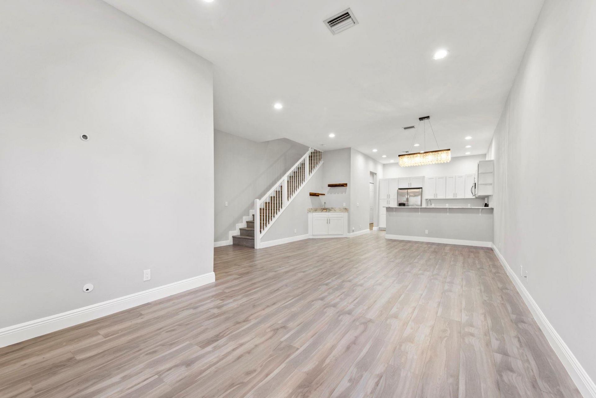 919 NE 17th Way, Fort Lauderdale, FL 33304 Photo