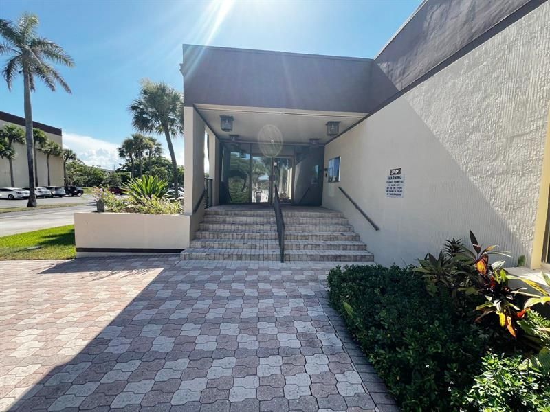 3141 NW 47th Terrace, Unit 221, Lauderdale Lakes, FL 33319 Photo