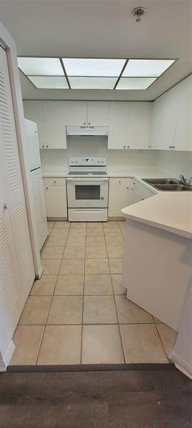 4177 N Haverhill Rd, Unit 816, West Palm Beach, FL 33417 Photo