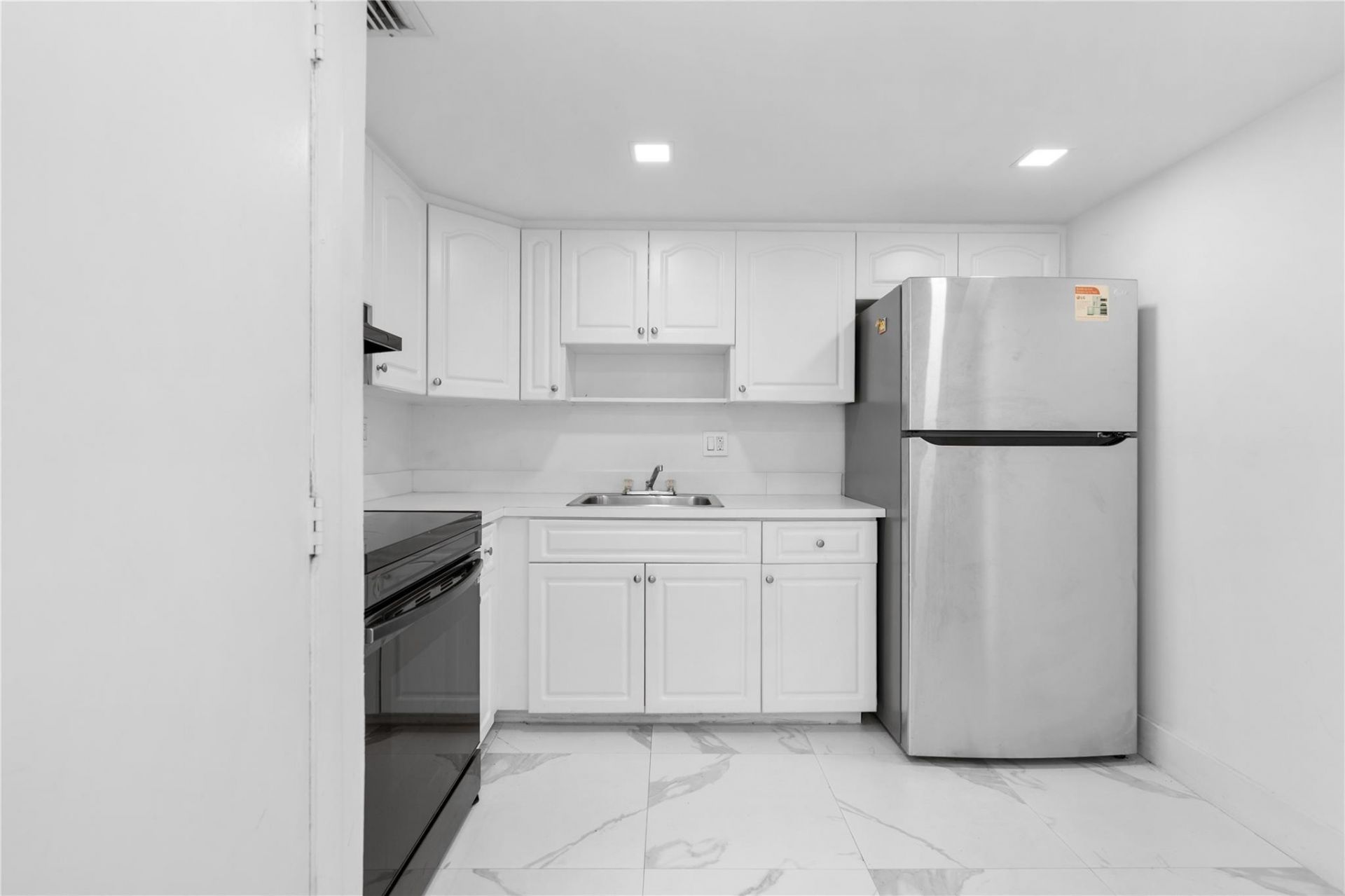 4164 Inverrary Drive, Unit 412, Lauderhill, FL 33319 Photo