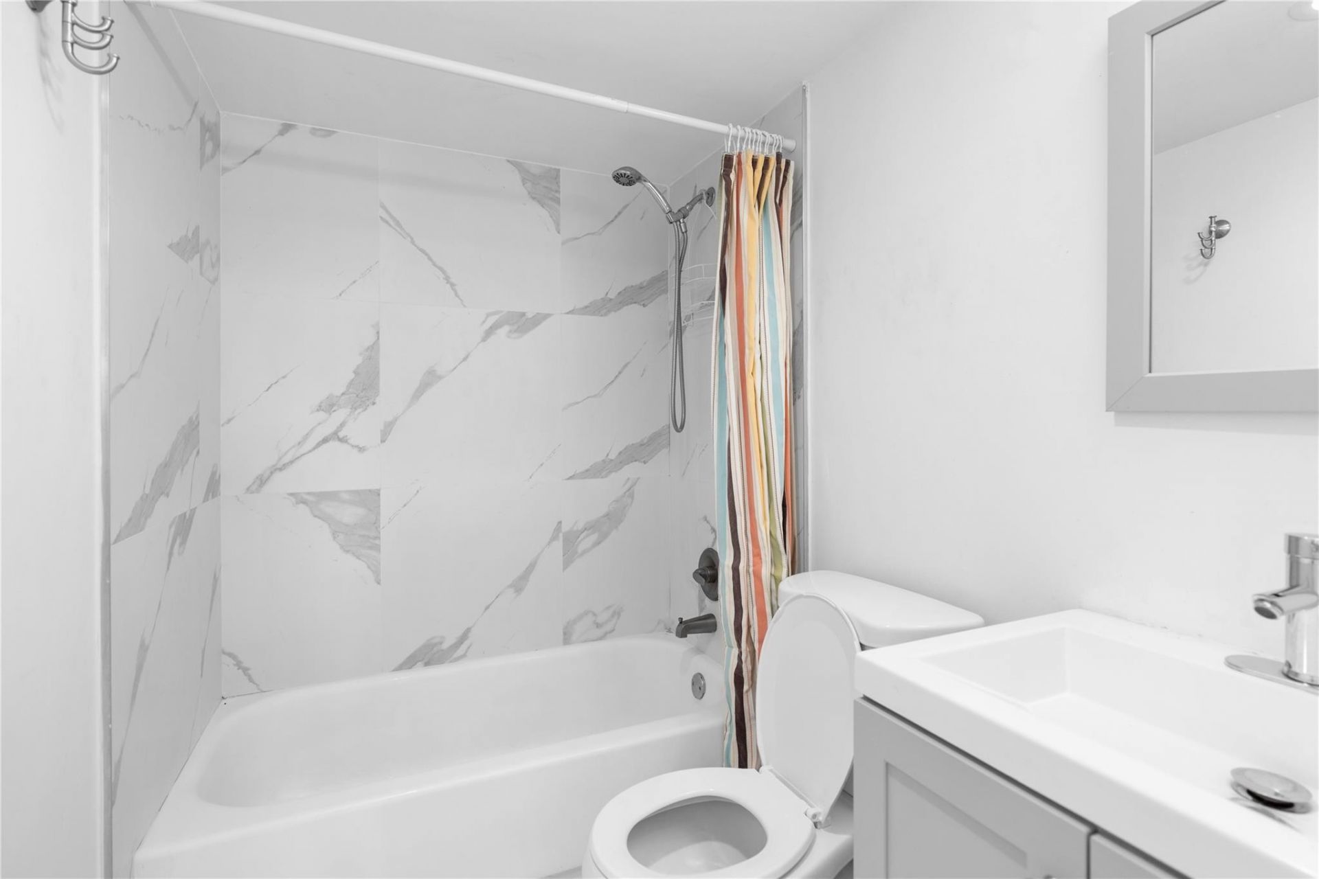 4164 Inverrary Drive, Unit 412, Lauderhill, FL 33319 Photo