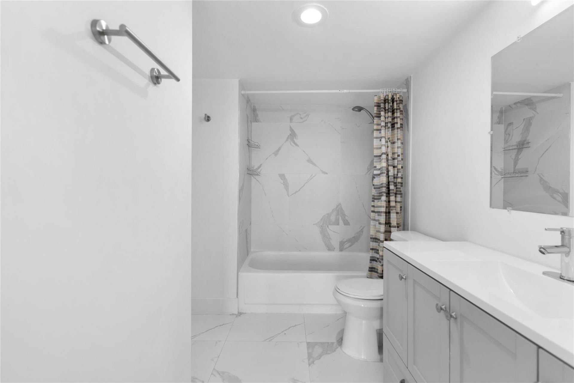 4164 Inverrary Drive, Unit 412, Lauderhill, FL 33319 Photo