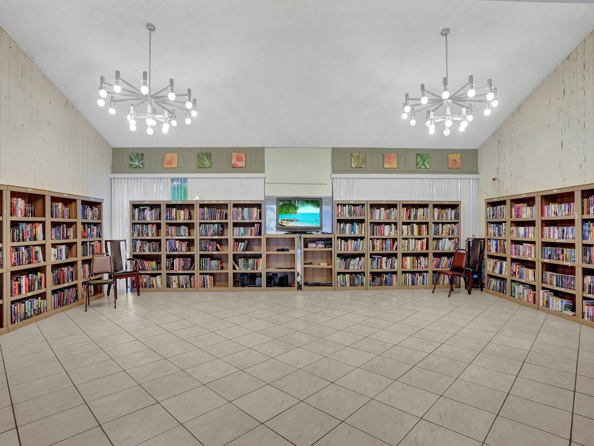 2208 S Cypress Bend Drive, Unit 401, Pompano Beach, FL 33069 Photo