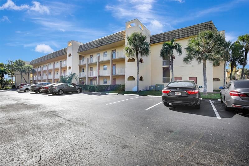 8225 Sunrise Lakes Boulevard, Unit 303, Sunrise, FL 33322 Photo