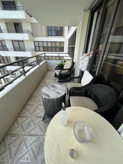 2500 Parkview Dr, Unit 1618, Hallandale Beach, FL 33009 Photo