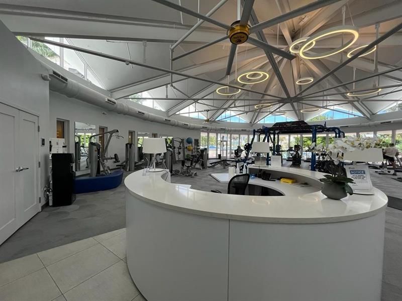 2500 Parkview Dr, Unit 1618, Hallandale Beach, FL 33009 Photo