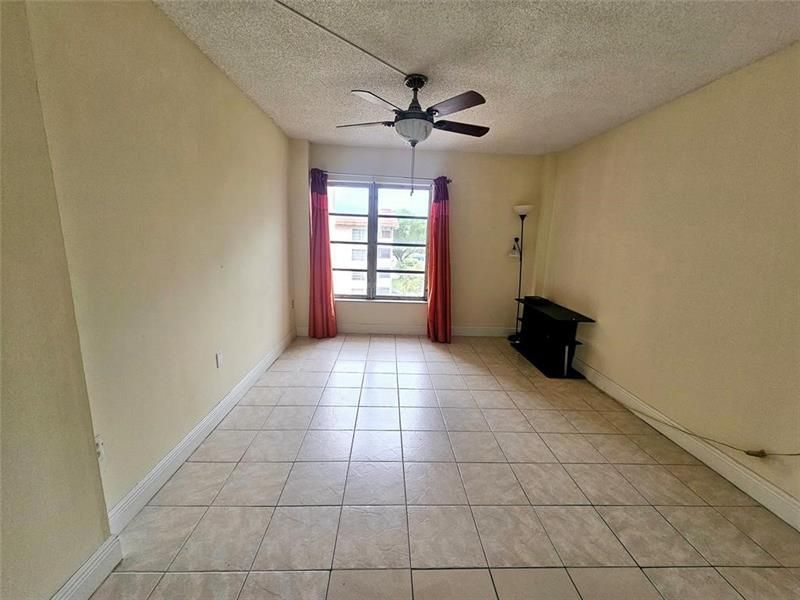 4172 Inverrary Drive, Unit 410, Lauderhill, FL 33319 Photo