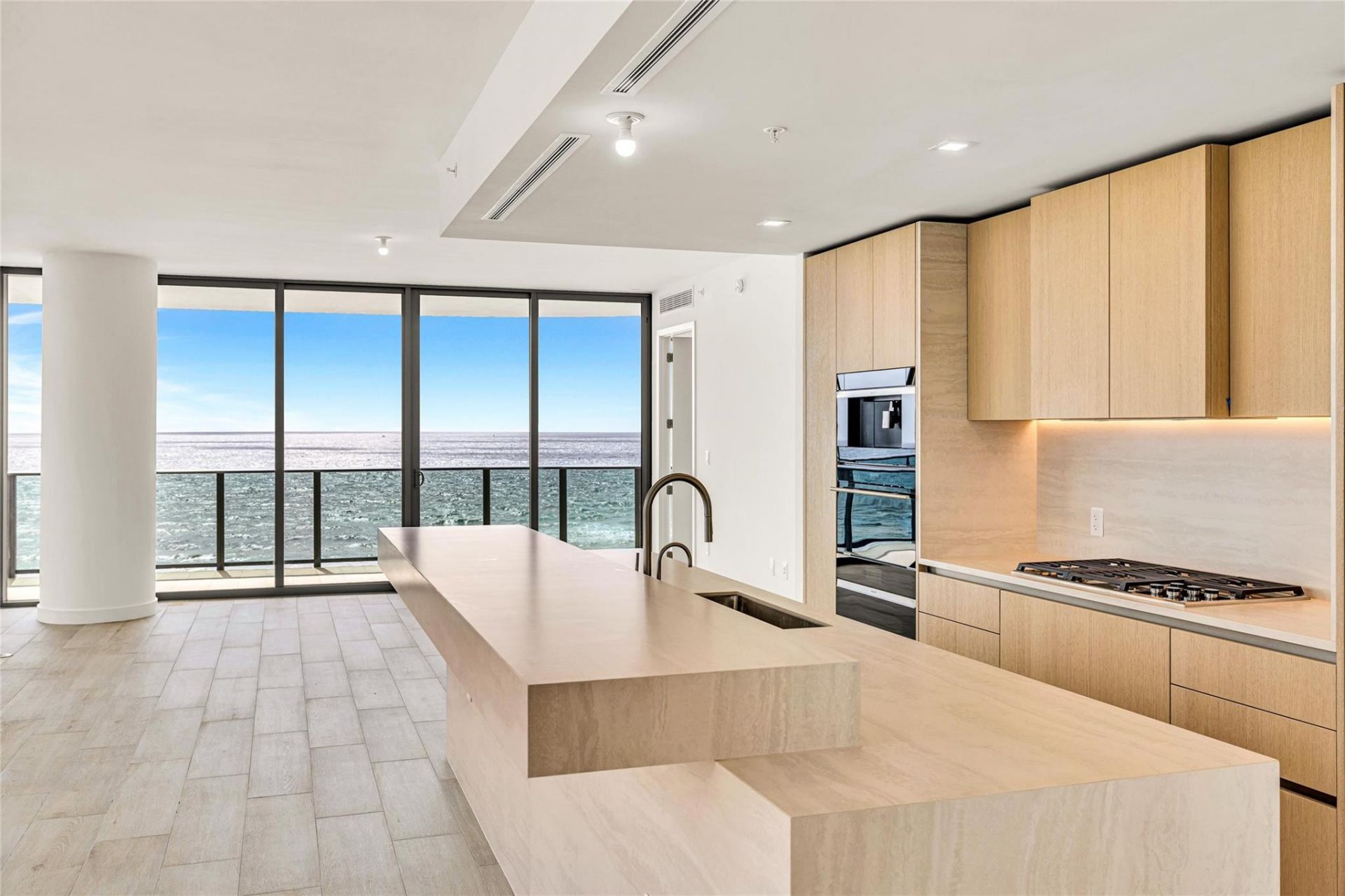 900 N Ocean Boulevard, Unit 606, Pompano Beach, FL 33062 Photo