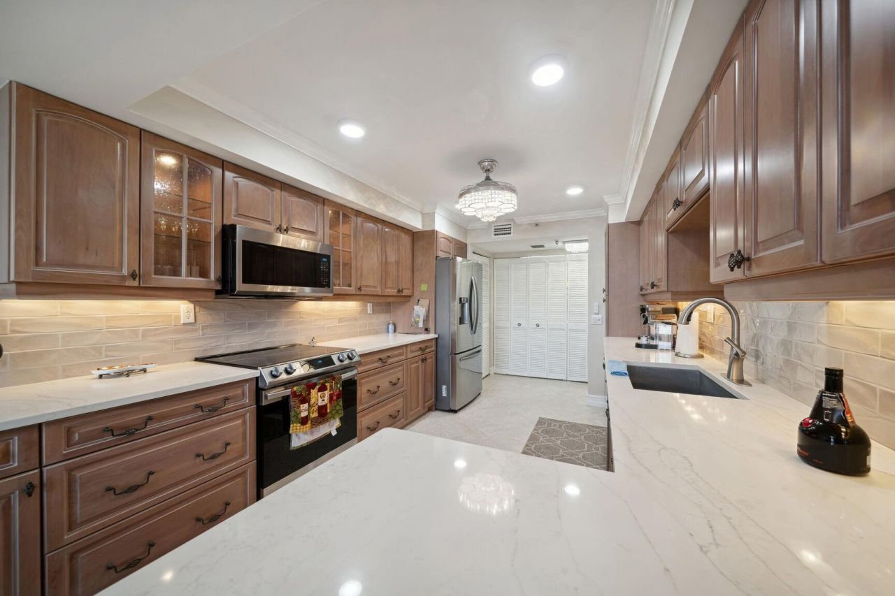 1155 Hillsboro Mile, Unit 401, Hillsboro Beach, FL 33062 Photo