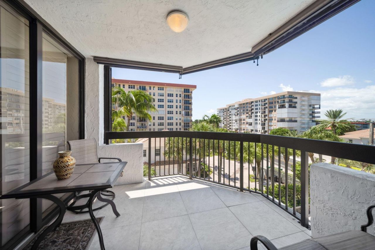 1155 Hillsboro Mile, Unit 401, Hillsboro Beach, FL 33062 Photo