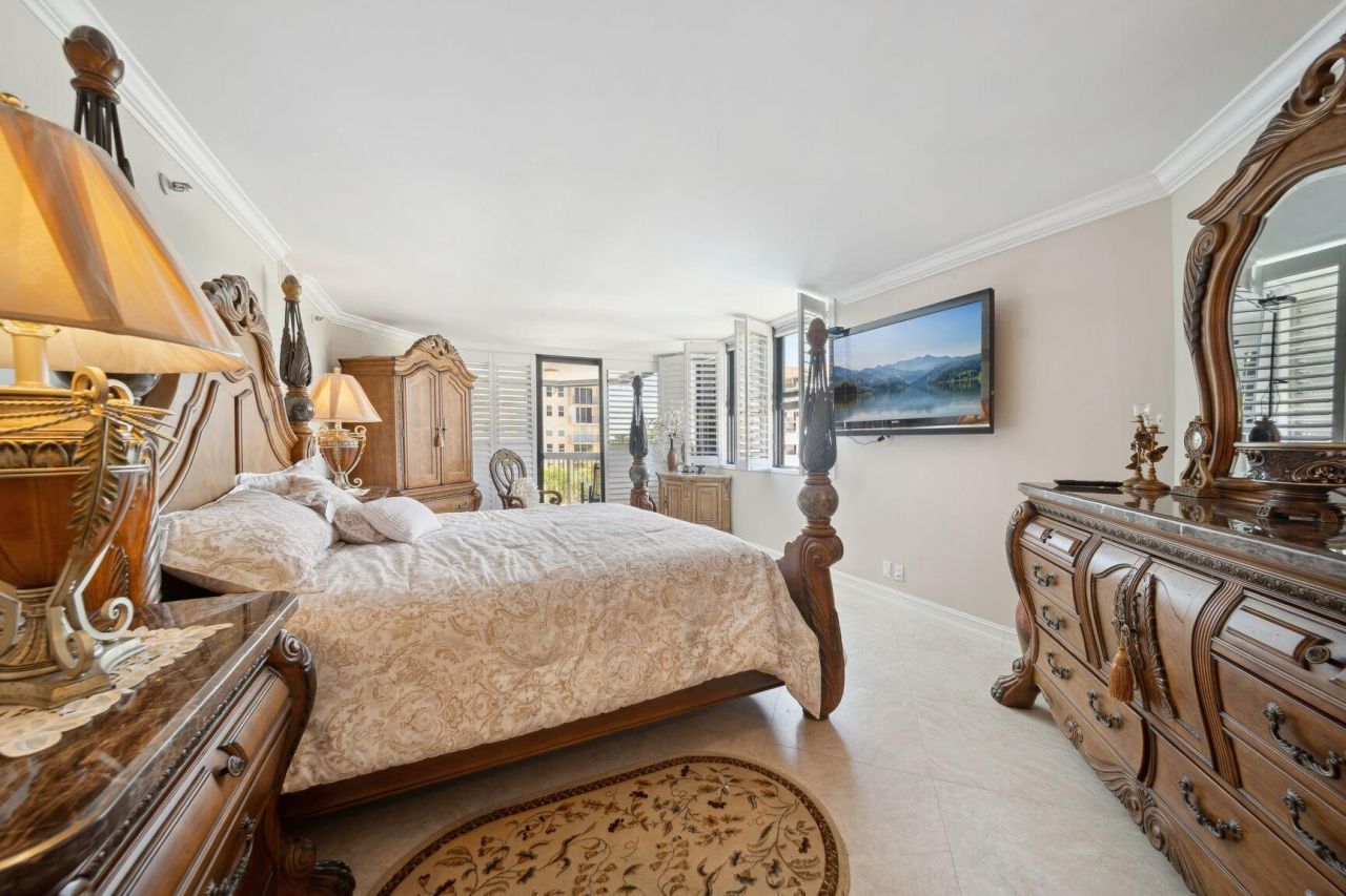 1155 Hillsboro Mile, Unit 401, Hillsboro Beach, FL 33062 Photo