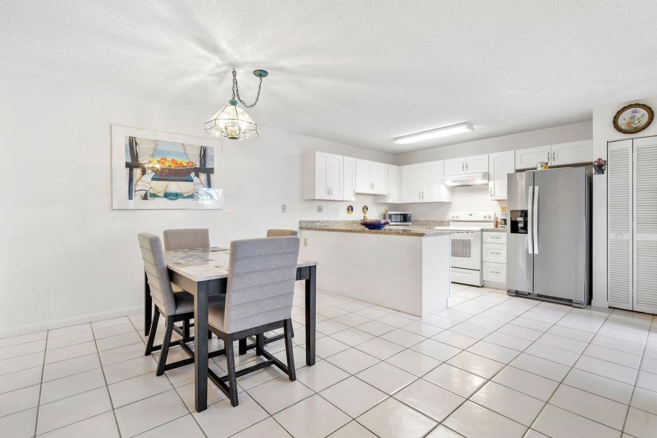 2171 SW 90th Avenue, Unit c-8, Davie, FL 33324 Photo