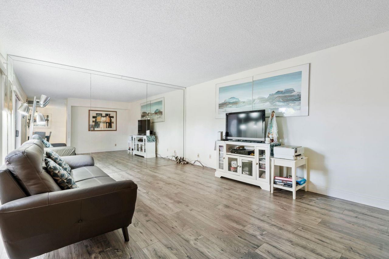 2171 SW 90th Avenue, Unit c-8, Davie, FL 33324 Photo