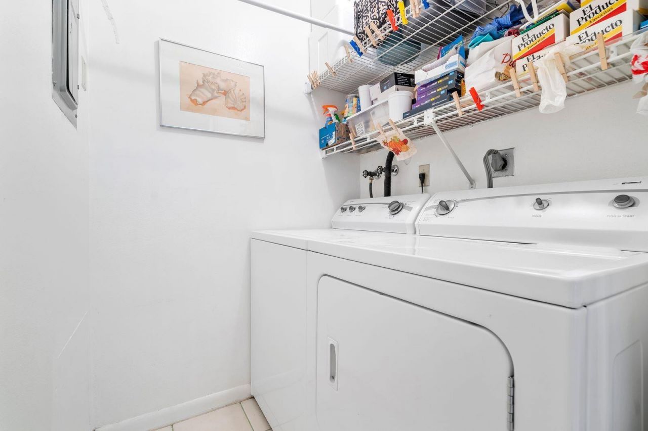 2171 SW 90th Avenue, Unit c-8, Davie, FL 33324 Photo