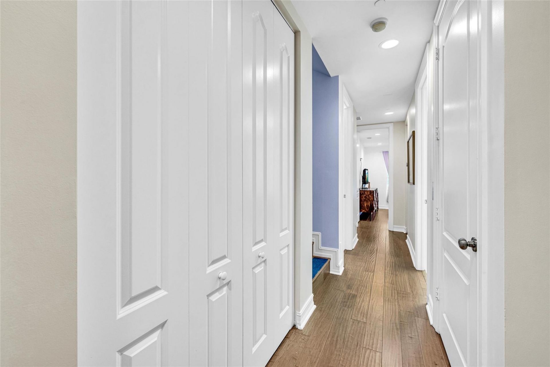 913 NE 17th Way, Unit *, Fort Lauderdale, FL 33304 Photo