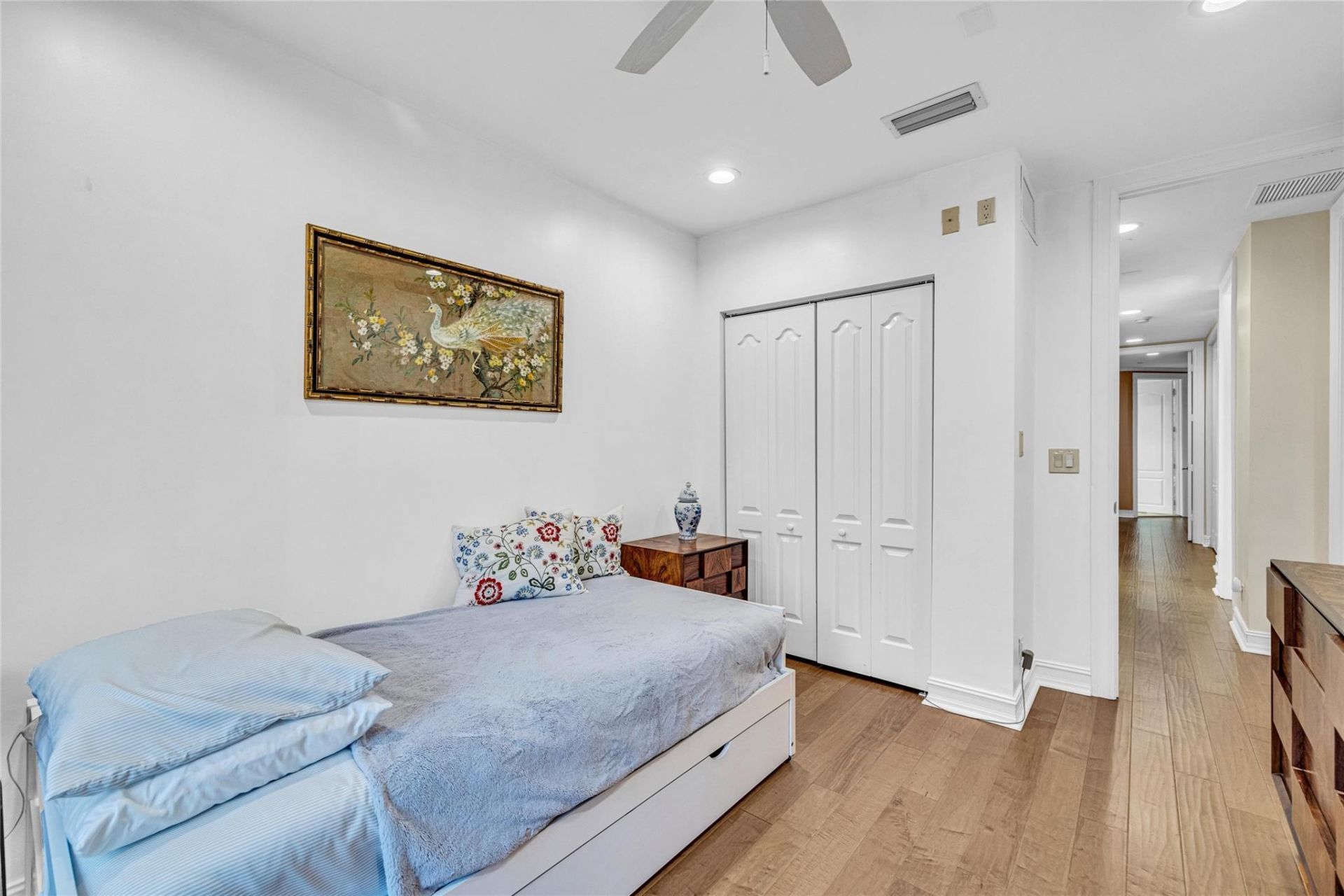 913 NE 17th Way, Unit *, Fort Lauderdale, FL 33304 Photo