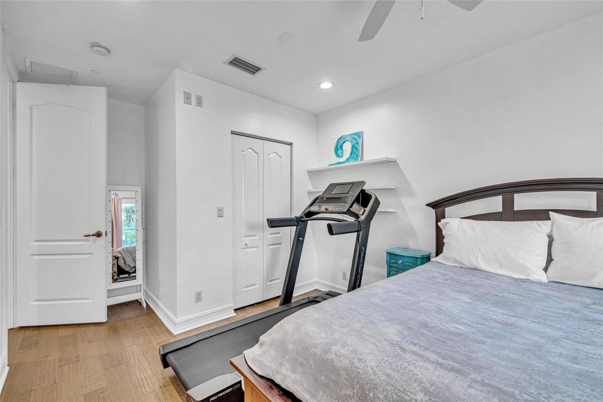 913 NE 17th Way, Unit *, Fort Lauderdale, FL 33304 Photo