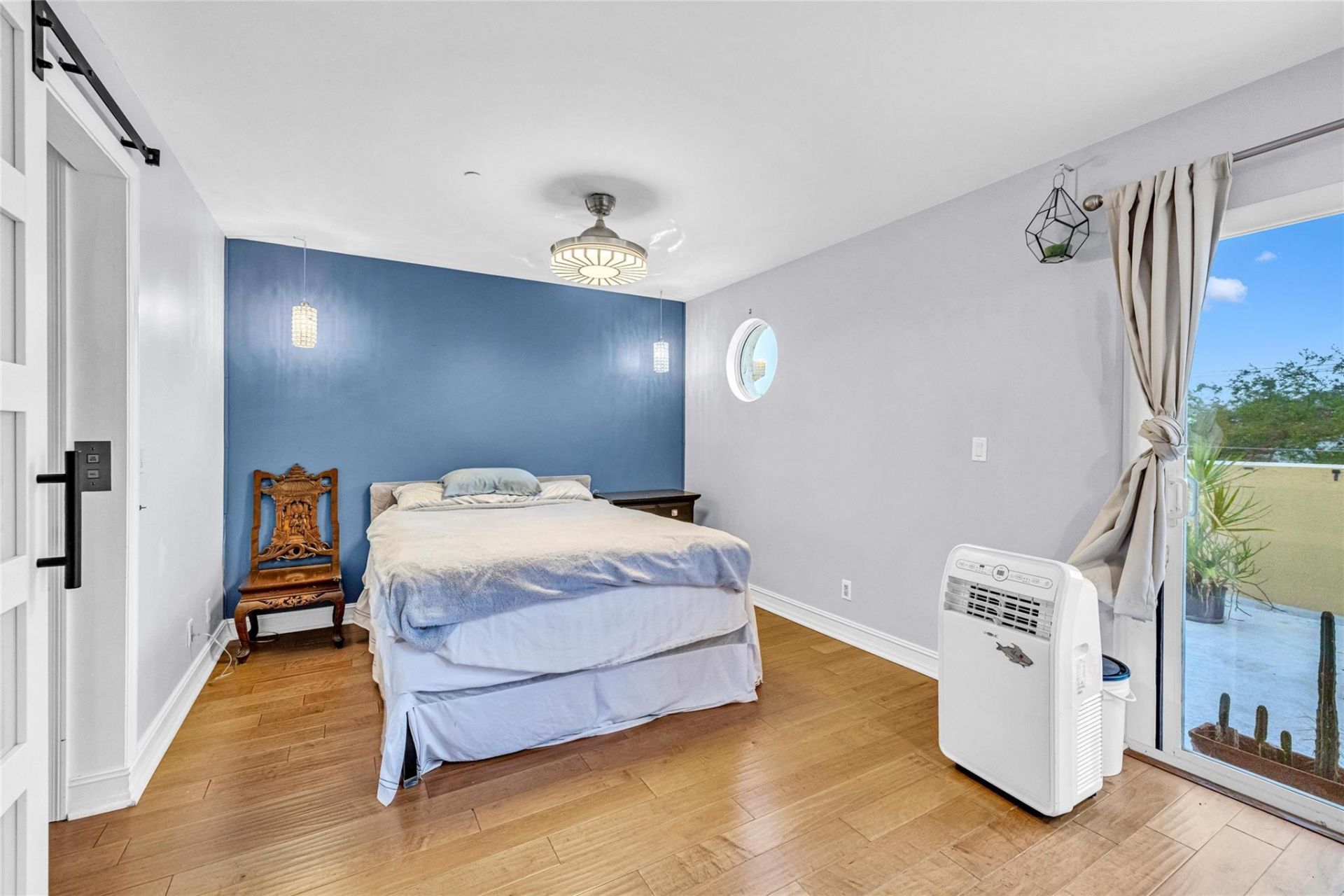 913 NE 17th Way, Unit *, Fort Lauderdale, FL 33304 Photo