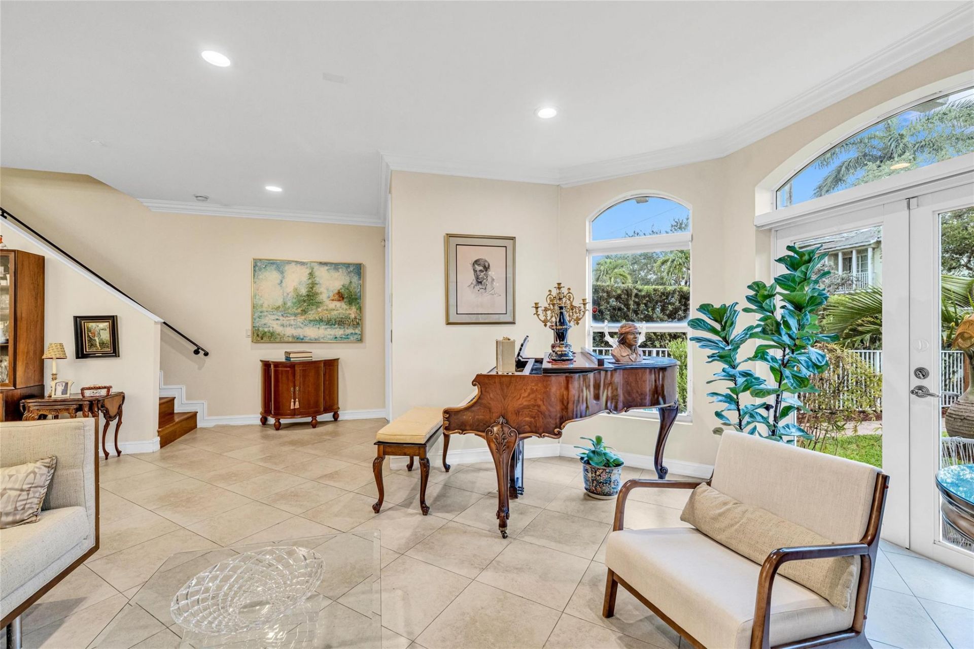 913 NE 17th Way, Unit *, Fort Lauderdale, FL 33304 Photo