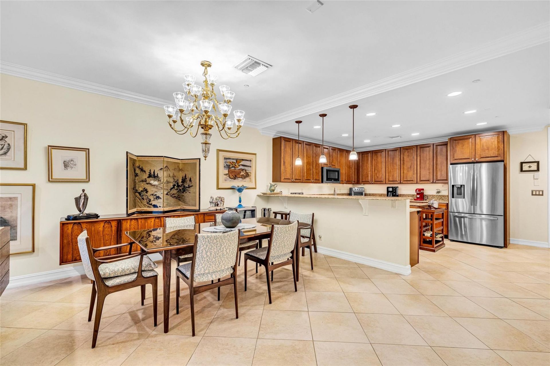 913 NE 17th Way, Unit *, Fort Lauderdale, FL 33304 Photo