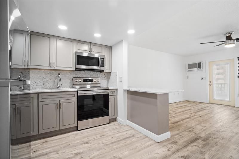 1110 N Riverside Drive, Unit 20, Pompano Beach, FL 33062 Photo