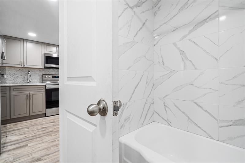 1110 N Riverside Drive, Unit 20, Pompano Beach, FL 33062 Photo